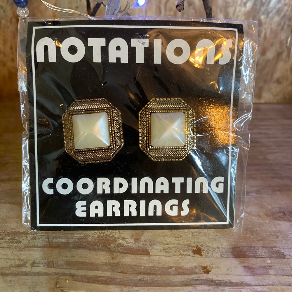 Vintage Notations Gold and White Clip On Earrings